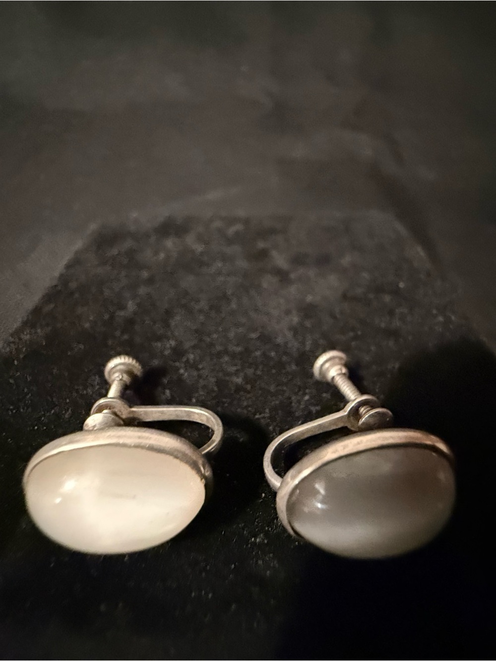 Classic Sterling Silver Moonstone Screw-Back Earrings - White